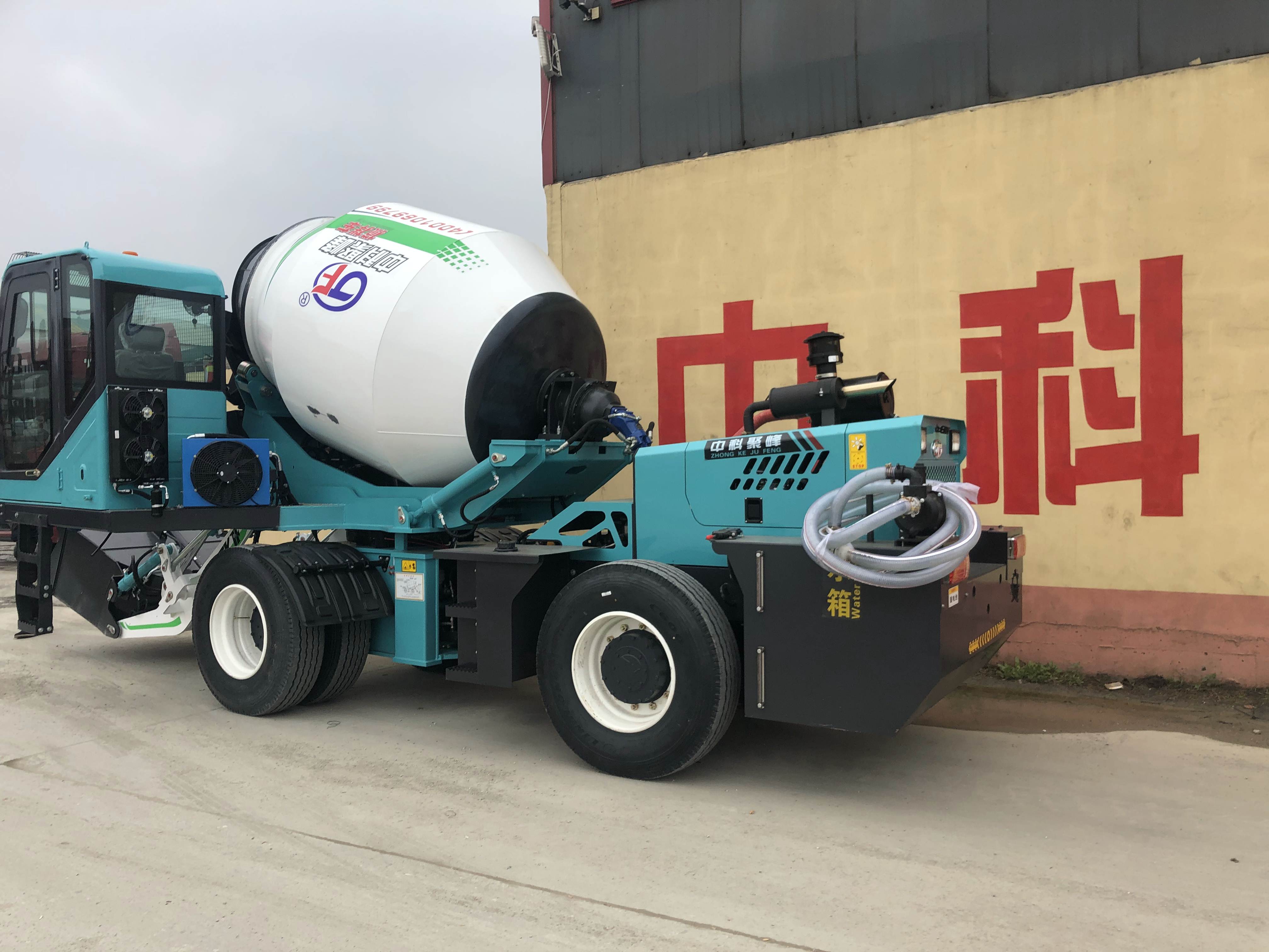 全自動(dòng)攪拌車(chē)廠(chǎng)家
